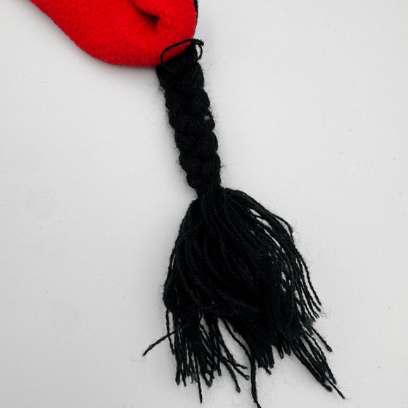 Kids Girls Disney Minnie Mouse Winter Beanie Hat Black Red Stars Pom Pom Braids - Picture 6 of 9